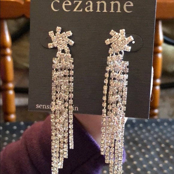 Perfect for Formal Dress! - Picture 2 of 2